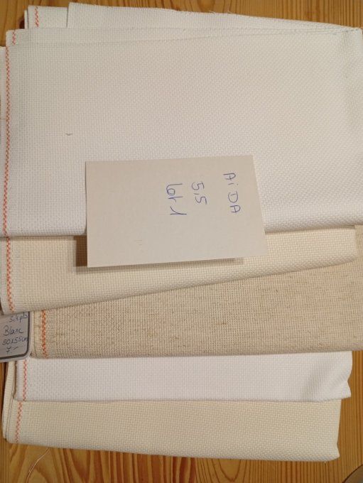 Lot toile Aïda 5.5 point n'1