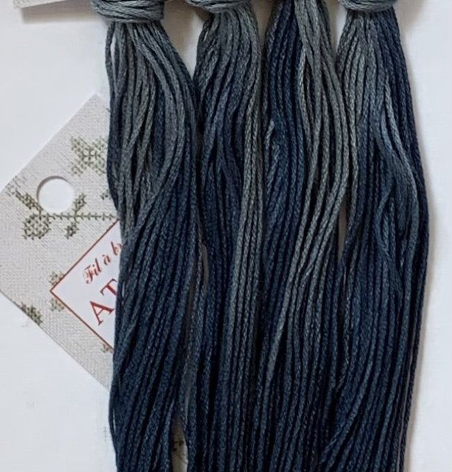 Fil Atalie Blue Velvet