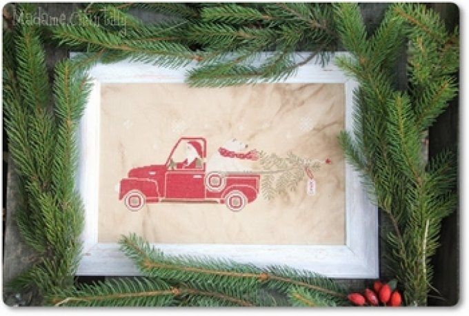 Mme Chantilly Oh, Christmas Tree