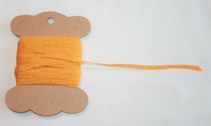 MAB 10 Lacet plat jaune d'or