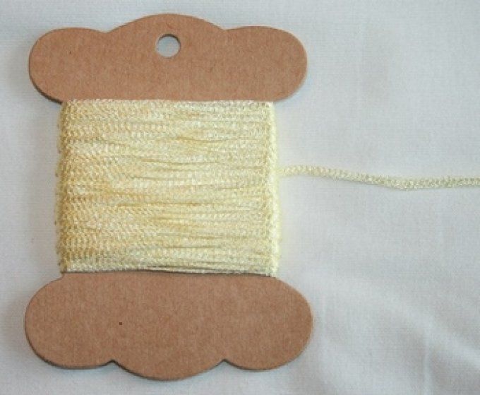 MAB 23 Lacet plat Jaune brillant