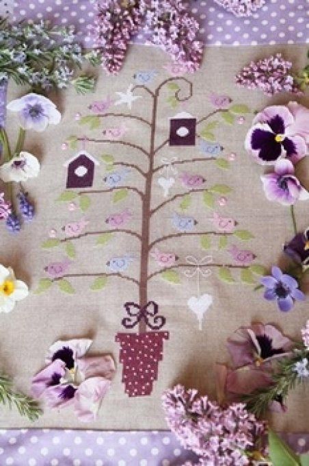 Mme Chantilly Happy Tree