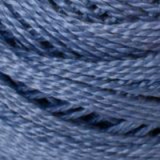 DMC  Perlé Gros écheveau n°5 coloris 793 - Copie