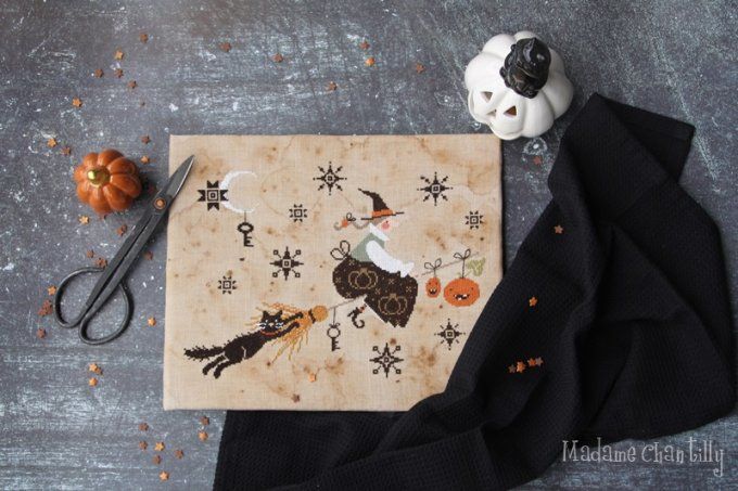 Mme Chantilly Halloween Flight