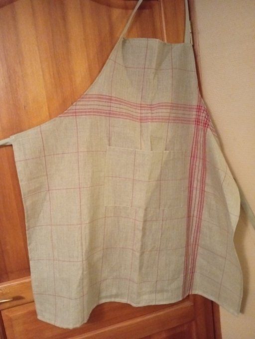 Tablier adulte en lin naturel carreaux rouges