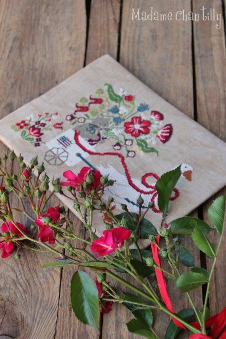 Mme Chantilly Red Flowers